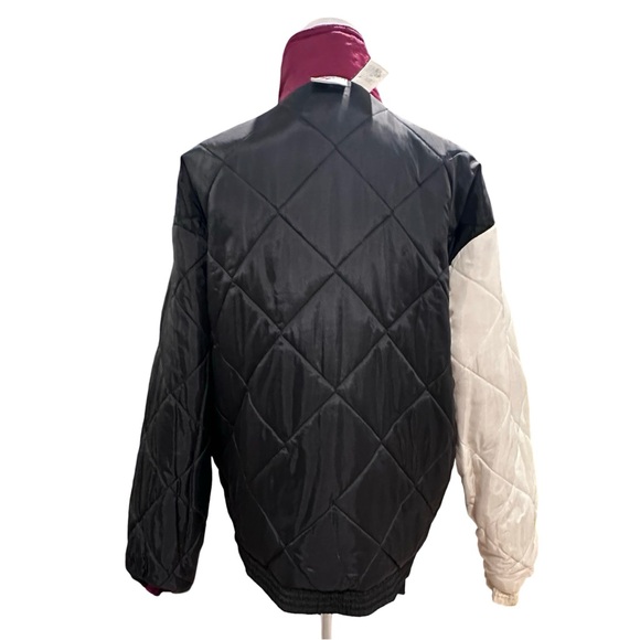 Vintage 1990’s Quilted Reebok Puffer Jacket - gender neutral - Picture 3 of 9